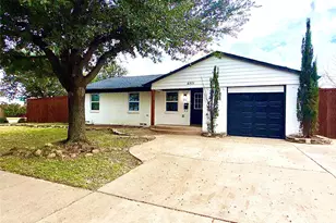 4901 Susan Lee Ln, North Richland Hills, TX 76180 - Photo 1