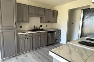 4 Blue Star Ct, Wichita Falls, TX 76310 - Photo 3