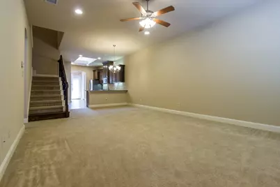 10552 Steinbeck Lane, Irving, TX 75063 - Photo 5