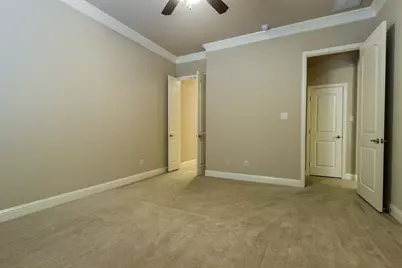 10552 Steinbeck Lane, Irving, TX 75063 - Photo 15