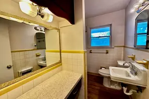 1103 Fair Ave, Gainesville, TX 76240 - Photo 11