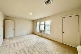 1103 Fair Ave, Gainesville, TX 76240 - Photo 13