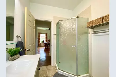 5110 Lindsley Avenue, Dallas, TX 75223 - Photo 15