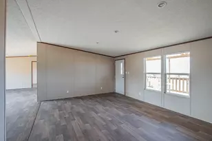 109 Draven Dr, Springtown, TX 76082 - Photo 9