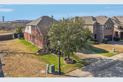 520 Eastland Drive, Lewisville, TX 75056 - Photo 21