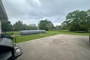 201 W Oak St, Eustace, TX 75124 - Photo 19