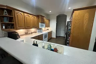 201 W Oak St, Eustace, TX 75124 - Photo 13