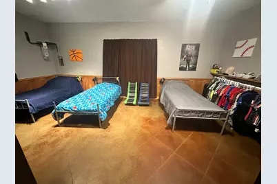 201 W Oak Street, Eustace, TX 75124 - Photo 17