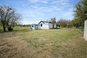 211 Crockett St, Rice, TX 75155 - Photo 11