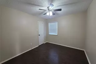 620 Race St, Crowley, TX 76036 - Photo 19