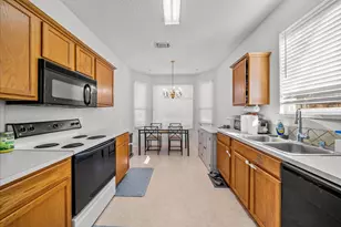 3948 Overlake Dr, Denton, TX 76210 - Photo 7