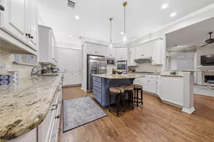 3502 Emerald Ct, Grapevine, TX 76051 - Photo 7