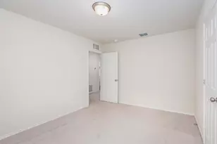 321 Glenwick Ln, Van Alstyne, TX 75495 - Photo 27