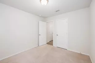 321 Glenwick Ln, Van Alstyne, TX 75495 - Photo 13