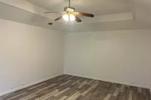 801 Summit, DeSoto, TX 75115 - Photo 3