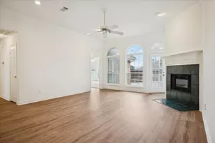 3200 Oakdale Dr, Hurst, TX 76054 - Photo 7