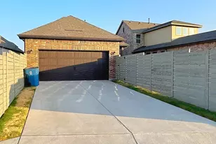 908 Lamp Post Ln, Argyle, TX 76226 - Photo 17