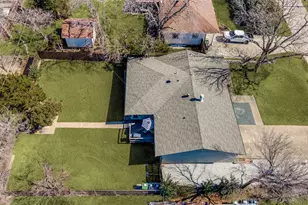 305 E 3rd St, Prosper, TX 75078 - Photo 25