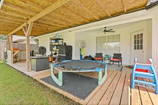 1404 Hyde Park Blvd, Cleburne, TX 76033 - Photo 21