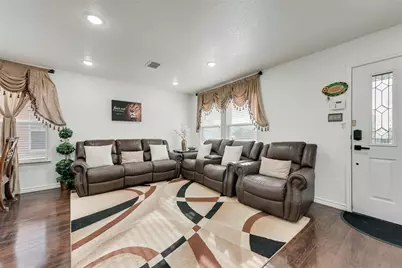 2012 Burnet Drive, Grand Prairie, TX 75052 - Photo 5