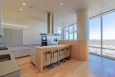 2430 Victory Park Lane #3001, Dallas, TX 75219 - Photo 9