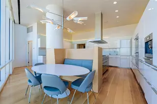 2430 Victory Park Ln, Dallas, TX 75219 - Photo 11