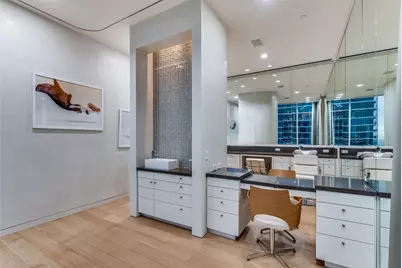 2430 Victory Park Lane #3001, Dallas, TX 75219 - Photo 35