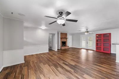 2208 Lake Forest Drive, Waco, TX 76708 - Photo 7