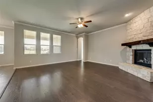 9408 Lakeway Dr, Denton, TX 76226 - Photo 5