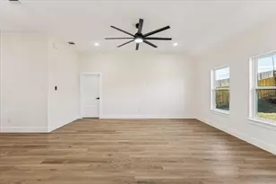 8808 Flying Ranch Rd, Fort Worth, TX 76134 - Photo 19