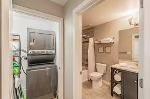 1200 Main St, Dallas, TX 75202 - Photo 11