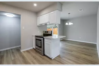 341 NW Summercrest Boulevard, Burleson, TX 76028 - Photo 9