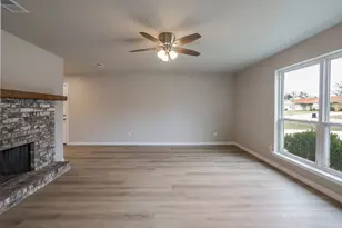 341 NW Summercrest Blvd, Burleson, TX 76028 - Photo 5