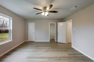 341 NW Summercrest Blvd, Burleson, TX 76028 - Photo 11