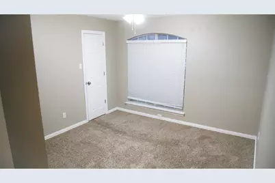 2129 Fawn Ridge Trail, Carrollton, TX 75010 - Photo 15