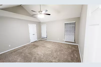 2129 Fawn Ridge Trail, Carrollton, TX 75010 - Photo 27