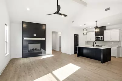 218 Legacy Boulevard, Weatherford, TX 76085 - Photo 3