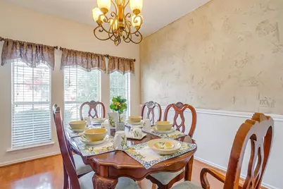 1709 Circle Creek Drive, Lewisville, TX 75067 - Photo 9