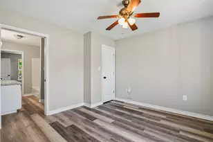 1511 N Brents Ave, Sherman, TX 75090 - Photo 13