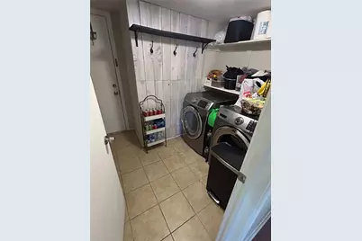 6024 Stoneybrook Drive, Fort Worth, TX 76112 - Photo 9