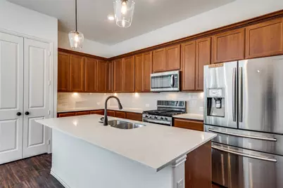 9815 Romo Street, Irving, TX 75063 - Photo 5