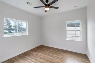 2145 Major Dr, Dallas, TX 75227 - Photo 15