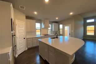 140 Kenilworth Ln, Greenville, TX 75401 - Photo 7