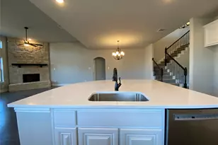 140 Kenilworth Ln, Greenville, TX 75401 - Photo 9