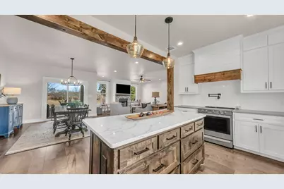 7421 Wild Cat Knob Road, Tolar, TX 76476 - Photo 15