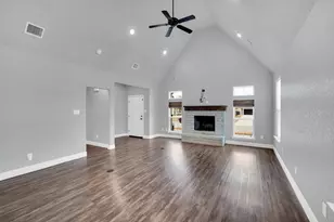 1565 Lizzie Ln, Burleson, TX 76028 - Photo 13