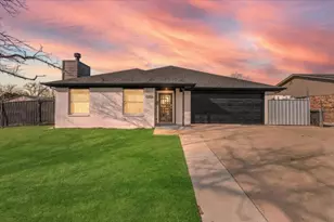 7116 Baird Dr, Fort Worth, TX 76134 - Photo 1