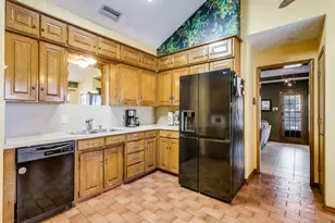 1311 Oak Timber Dr, Euless, TX 76039 - Photo 19