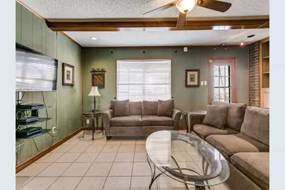 1311 Oak Timber Drive, Euless, TX 76039 - Photo 9