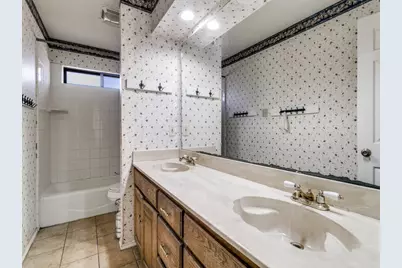 1311 Oak Timber Drive, Euless, TX 76039 - Photo 25